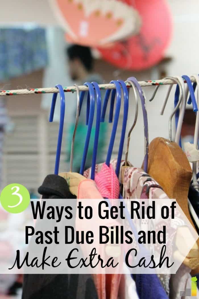 Have past due bills, but don't know if you should pay them or save money? Here's what to do when you have late bills to pay but need to save money.