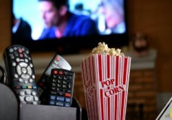 The best alternatives to cable TV help you save money and still watch what you want. Here are the 15 best cable TV alternatives to save you big bucks.
