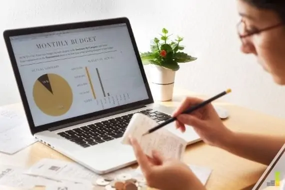 You can lower your monthly bills in many ways. We share the common monthly bills list and 11 easy ways to reduce expenses and save more.