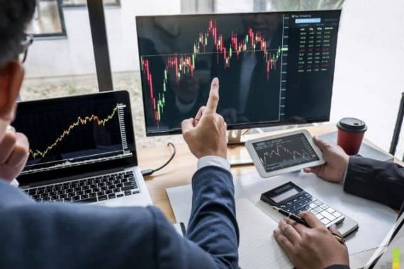 You don't need to be an expert to start investing in the stock market. Here are 9 steps to help you begin investing in stocks with confidence.