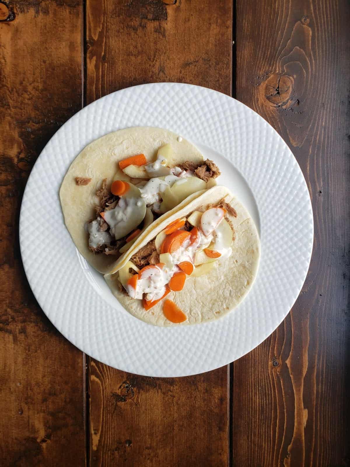 Low-Cal Pulled Pork Banh Mi Tacos