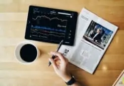 Stock trading apps make it easy to invest with little money. Our Robinhood review shares why their no-fee approach can be a good way to build wealth.