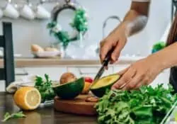 Do you like meat and seafood without antibiotics but can’t get what you want? Our Good Chop review covers how the meat delivery service can meet your needs.