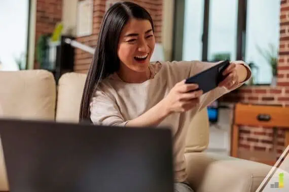 You can get paid to play games online as a fun way to earn extra spending money. Here are the 13 top apps that pay you for your time.