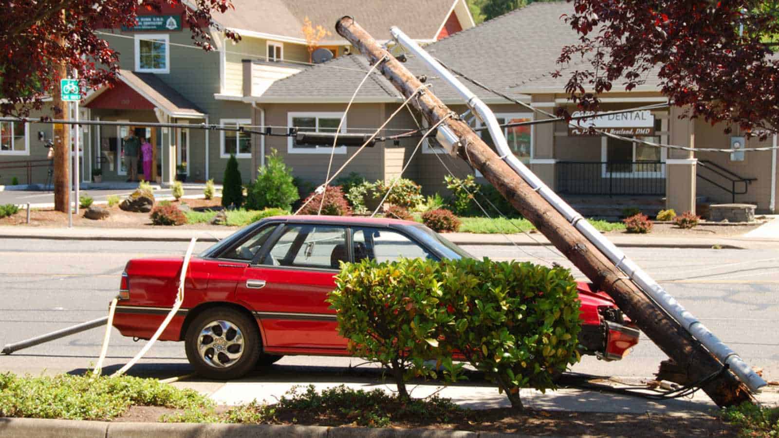 Car crashed in electrical pole