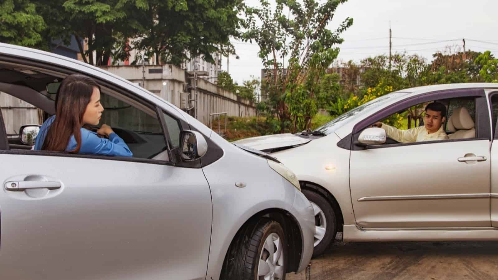 Car turning without signal